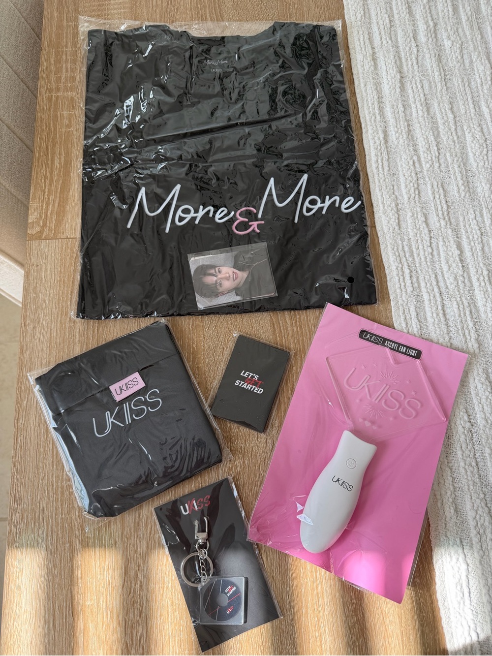 U-KISS Bundle Merch